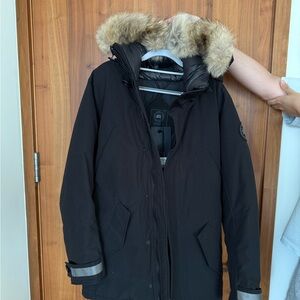 NWT Canada Goose Edgewood Parka Black label men’s